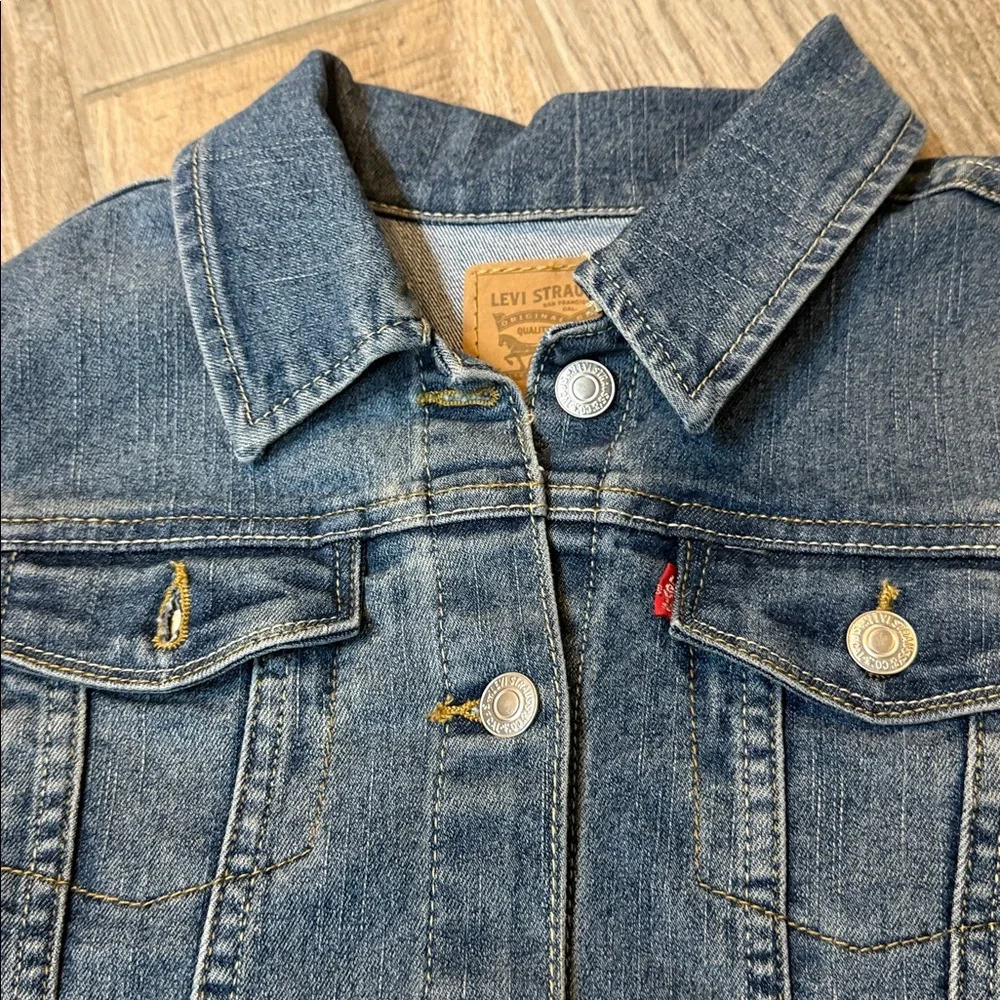 Levi's Big Boys Denim‎ Trucker Jacket Size Large 12-13 NWT Fall Fashion